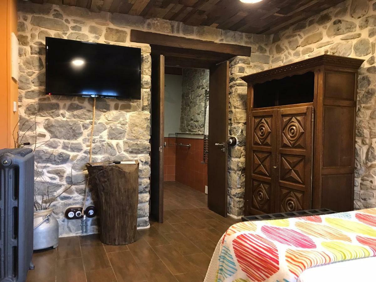 Casona De El Castaniu 호텔 Serrapio 외부 사진